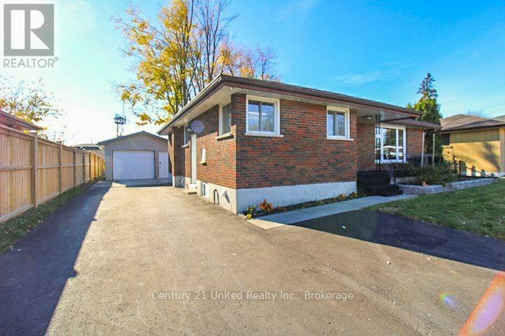 851 Timothy Street, Peterborough, ON, K9H 6H5