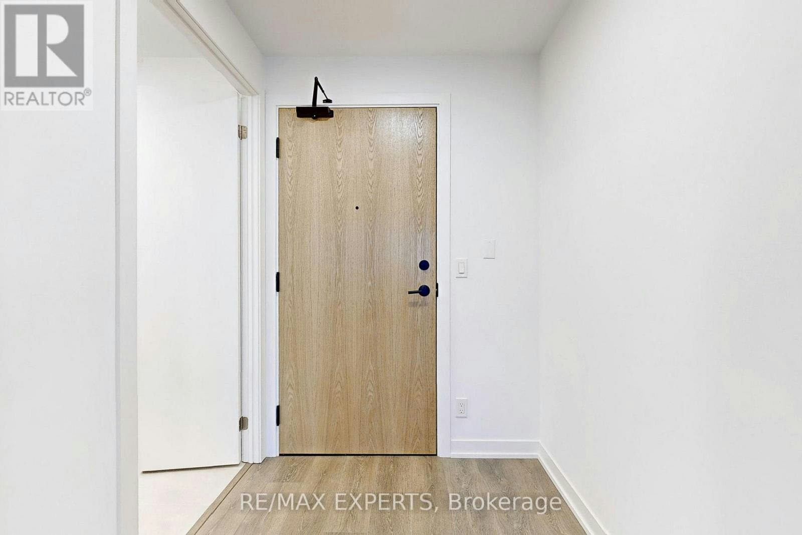 B-808-7950 Bathurst Street, Vaughan, ON, L4J 0L4 - 2