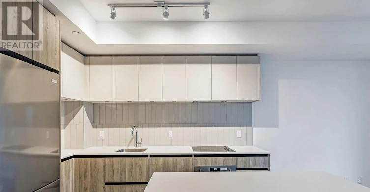 B-808-7950 Bathurst Street, Vaughan, ON, L4J 0L4 - 9