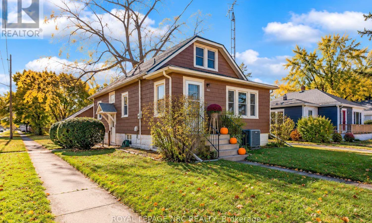 301 Dufferin Street