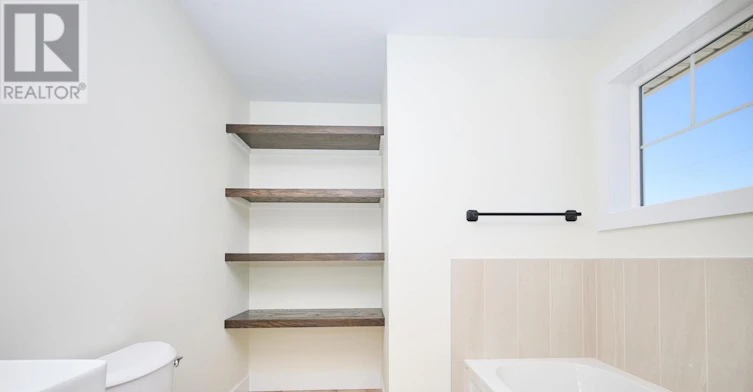 UPPER UNIT-4652 Belfast Avenue, Niagara Falls, ON, L2E 4G3 - 12