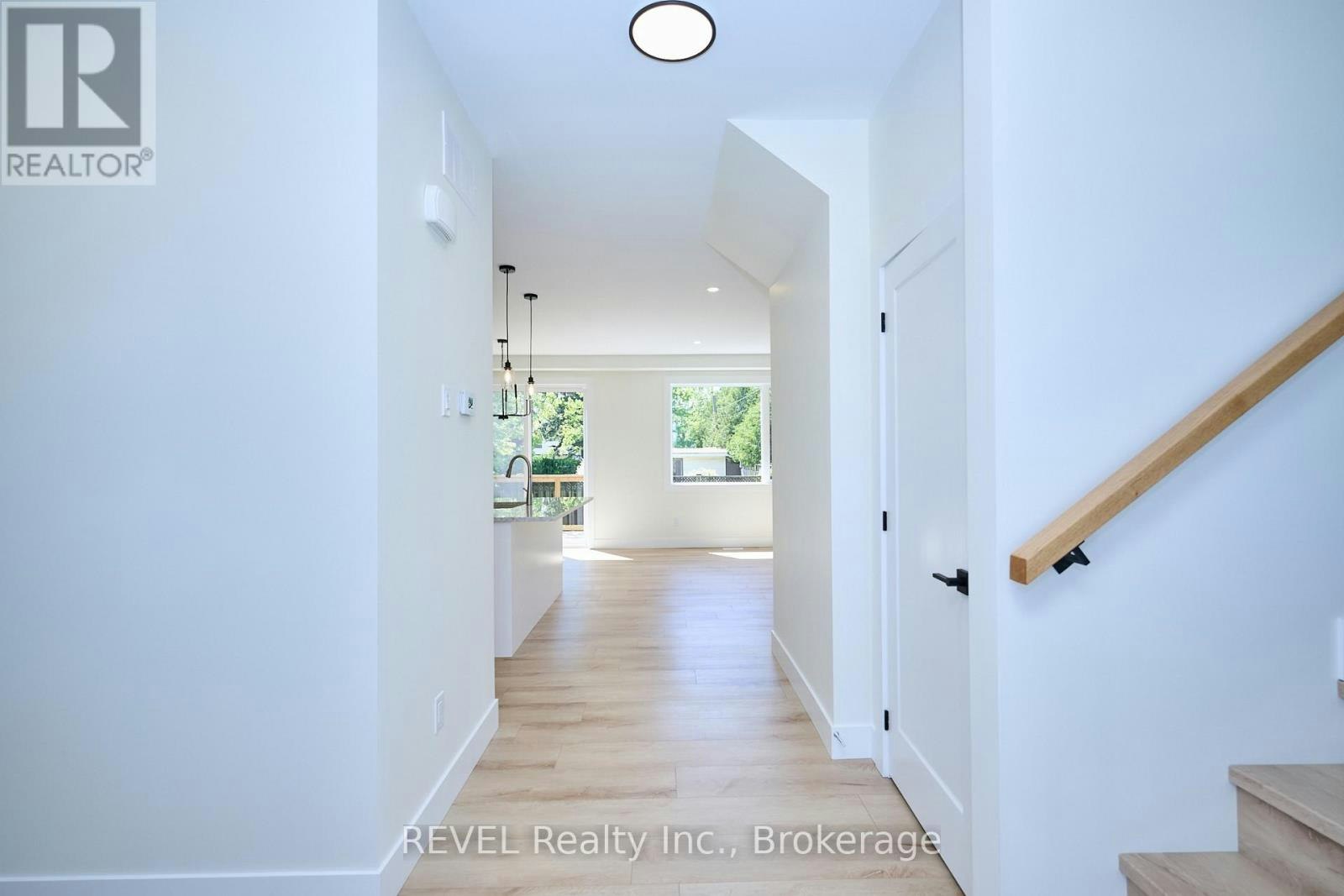 UPPER UNIT-4652 Belfast Avenue, Niagara Falls, ON, L2E 4G3 - 3