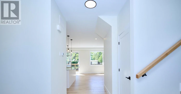 UPPER UNIT-4652 Belfast Avenue, Niagara Falls, ON, L2E 4G3 - 3