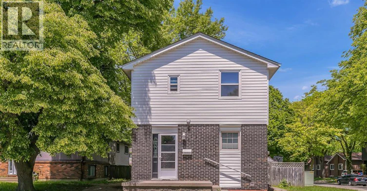 1341 Cottage, Windsor, ON, N8S 4H6