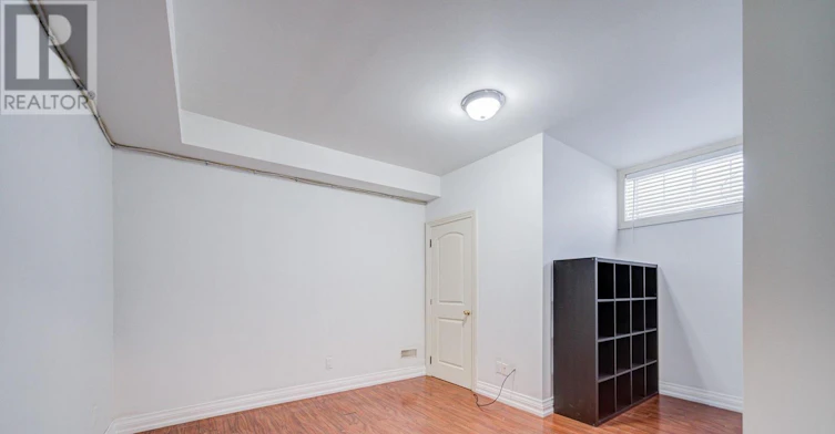 LOWER-213 Maplehurst Avenue, Toronto, ON, M2N 3C3 - 6