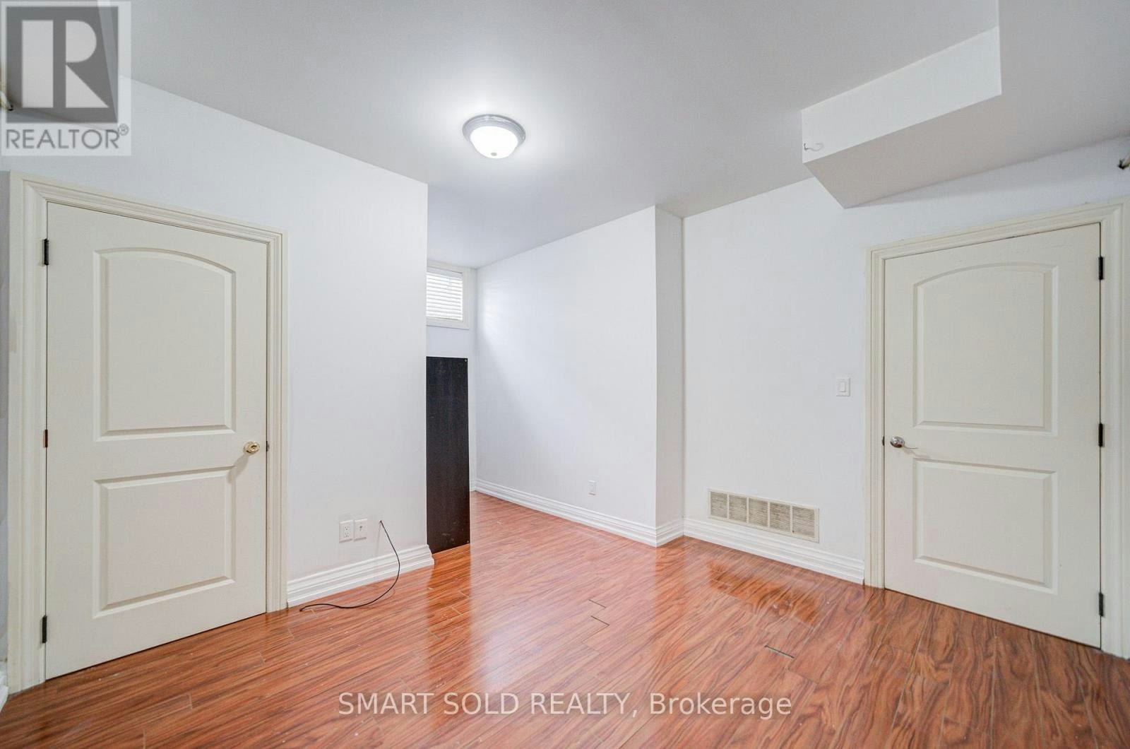 LOWER-213 Maplehurst Avenue, Toronto, ON, M2N 3C3 - 7