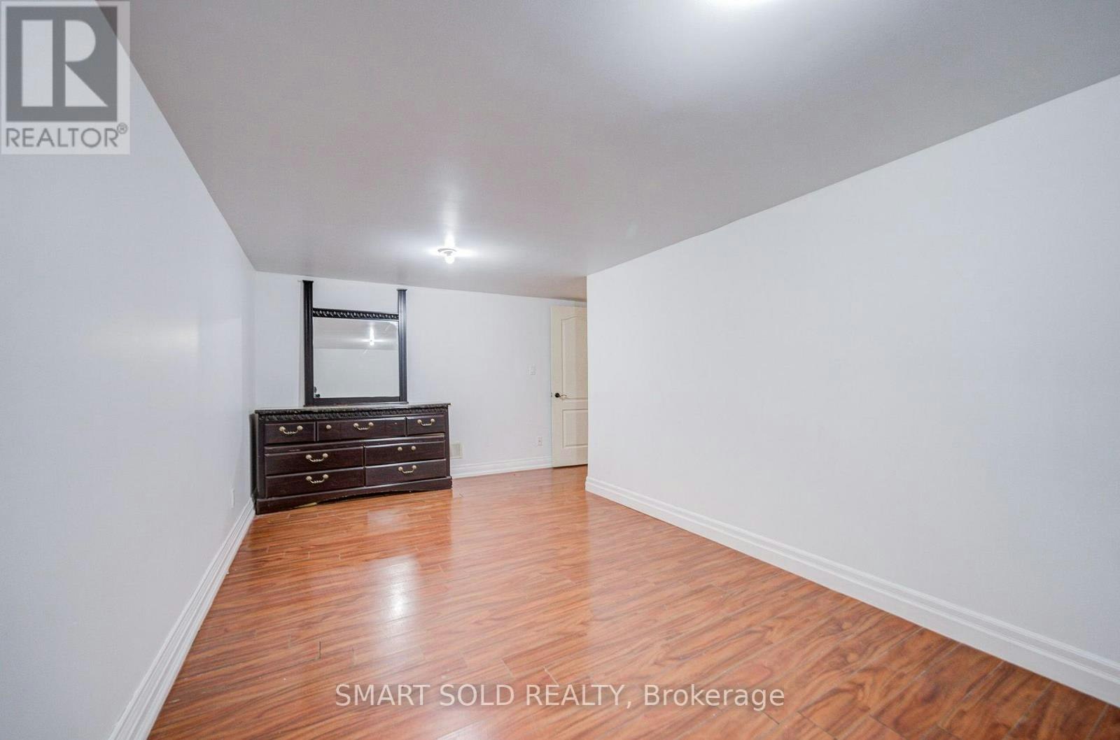 LOWER-213 Maplehurst Avenue, Toronto, ON, M2N 3C3 - 10