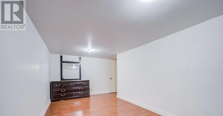 LOWER-213 Maplehurst Avenue, Toronto, ON, M2N 3C3 - 10
