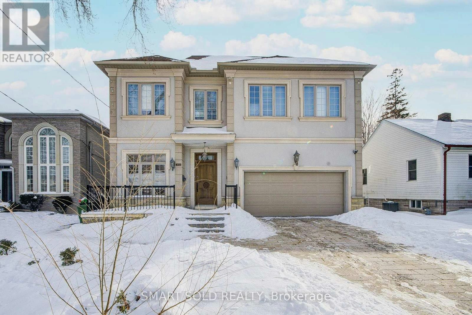 LOWER-213 Maplehurst Avenue, Toronto, ON, M2N 3C3
