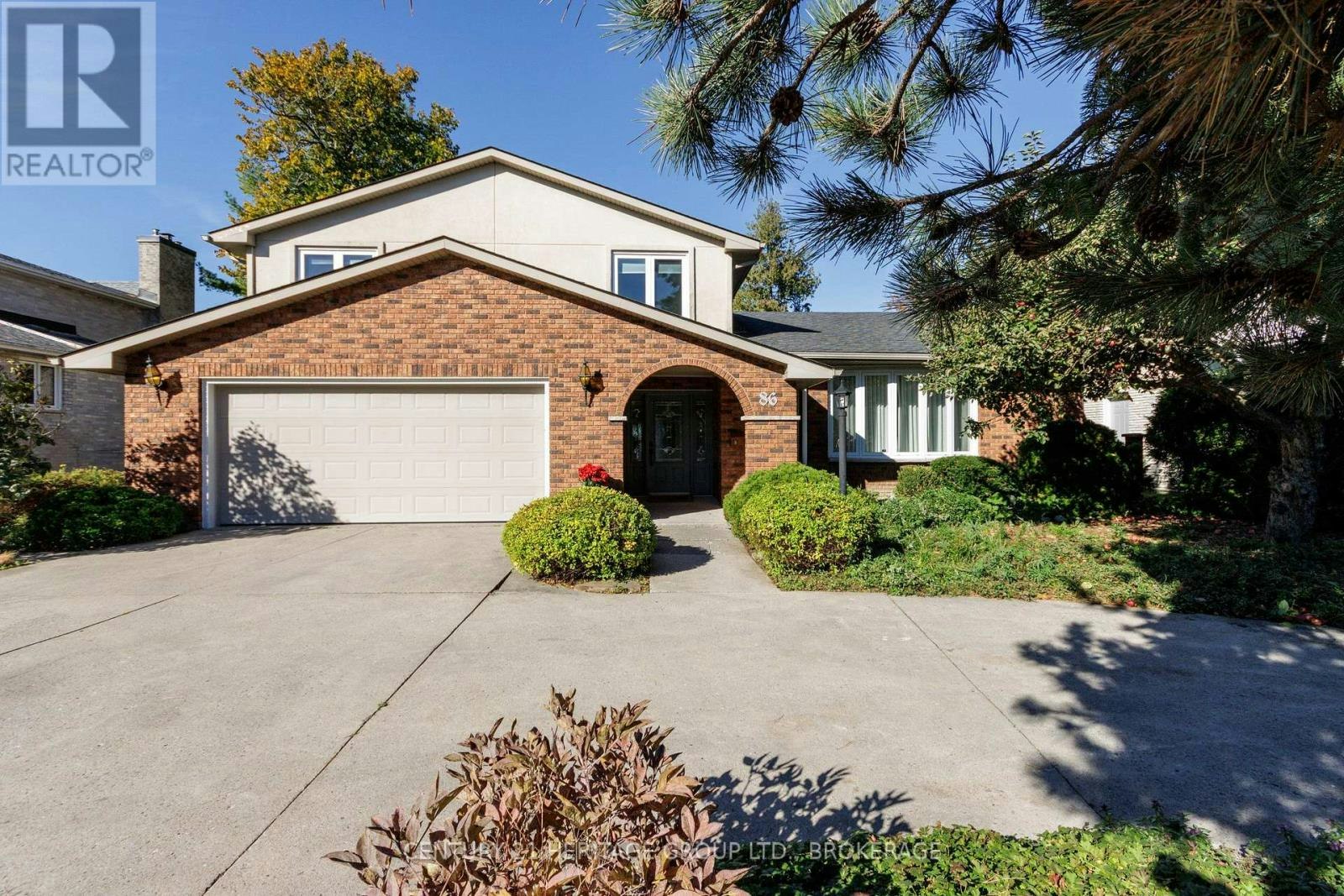86 Lakeshore Boulevard, Kingston, ON, K7M 6R5