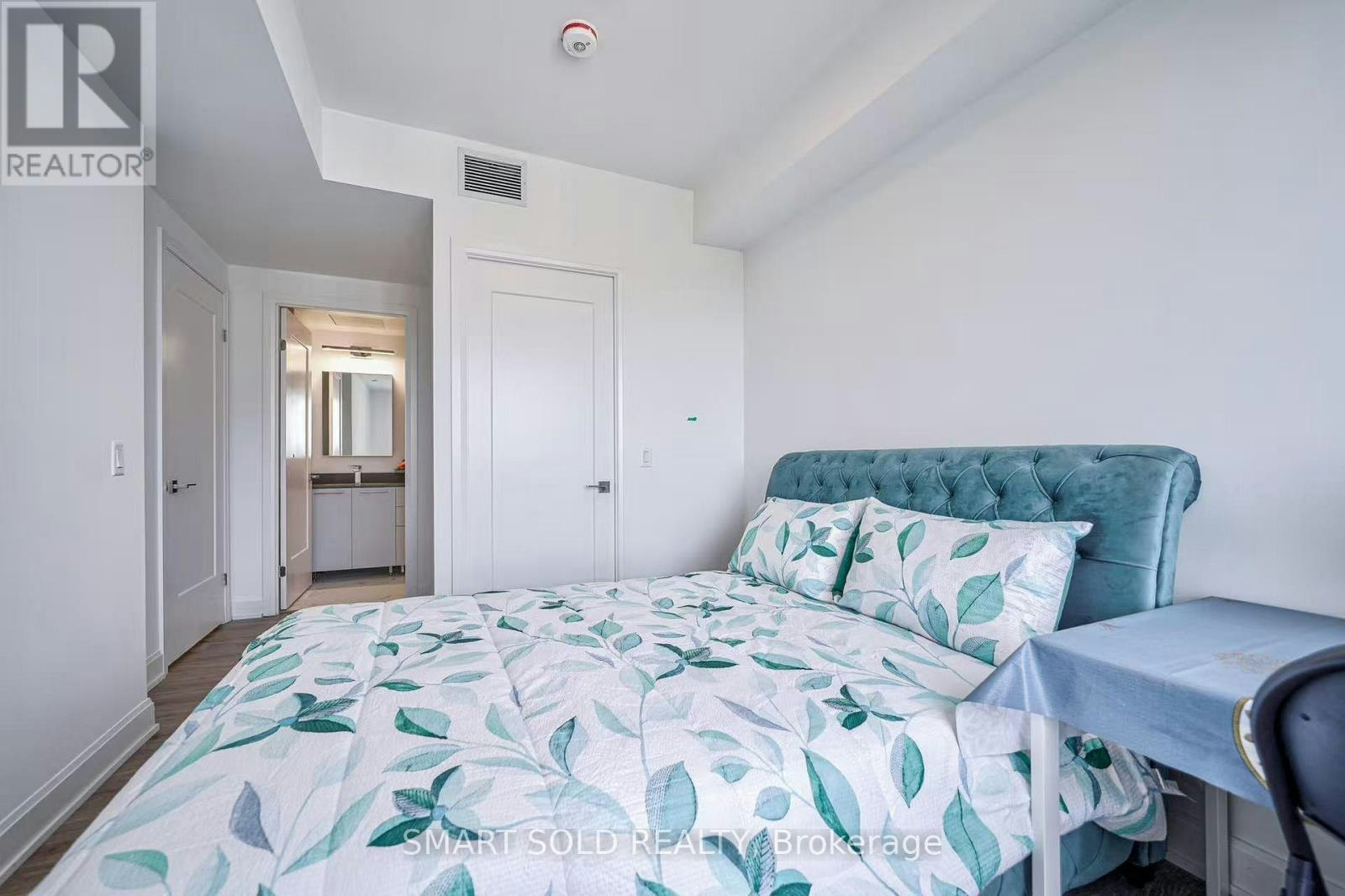 2701-8 Water Walk Drive, Markham, ON, L3R 6L4