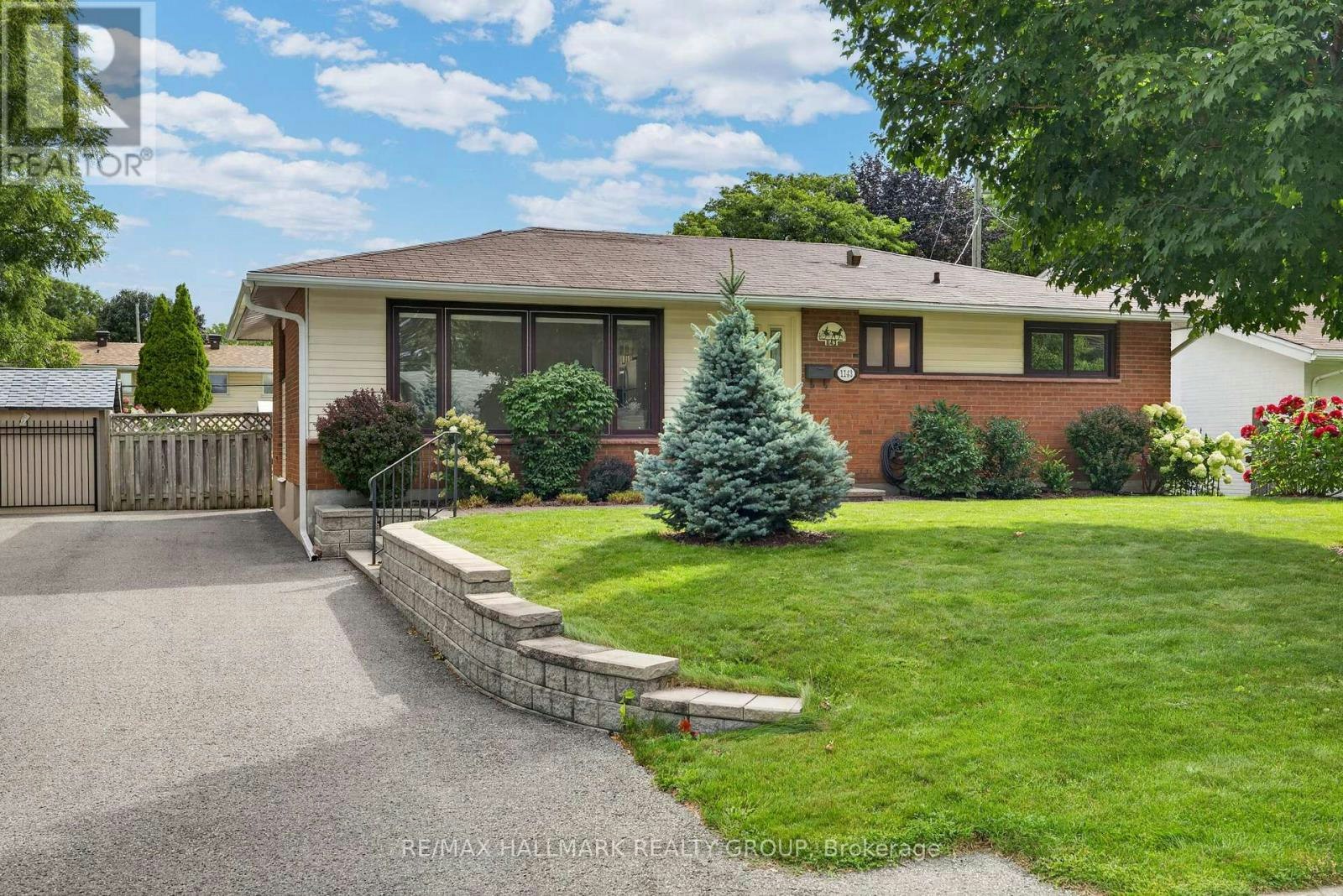 1143 Gateway Road, Ottawa, ON, K2C 2W8