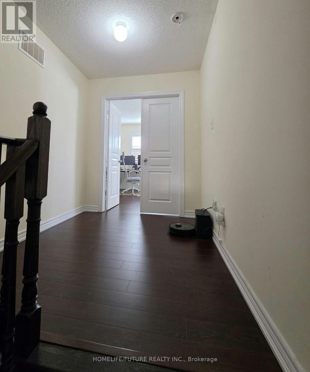 27 Saint Dennis Road, Brampton, ON, L6R 3W7 - 13