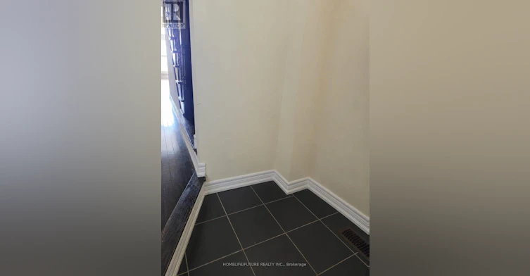 27 Saint Dennis Road, Brampton, ON, L6R 3W7 - 24