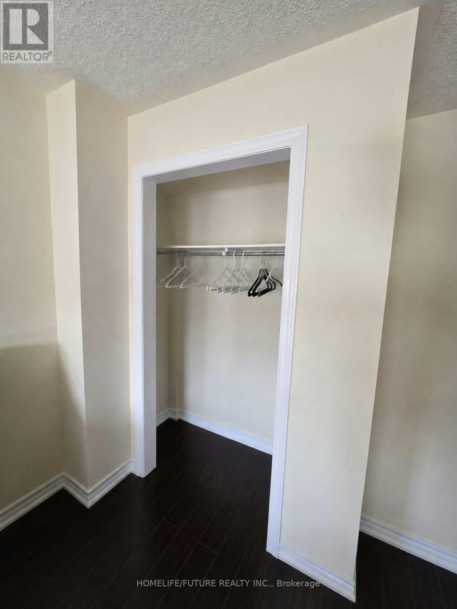 27 Saint Dennis Road, Brampton, ON, L6R 3W7 - 10