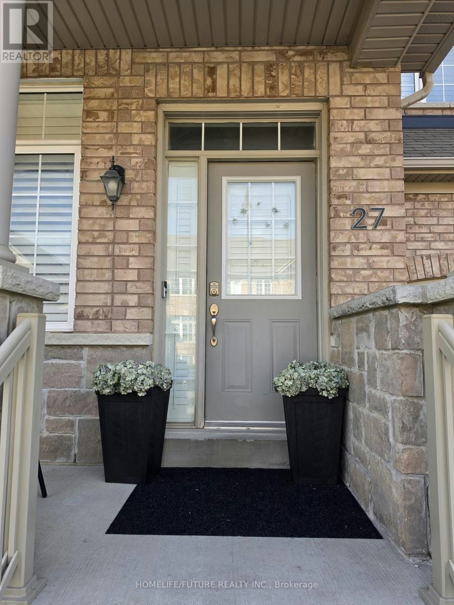 27 Saint Dennis Road, Brampton, ON, L6R 3W7