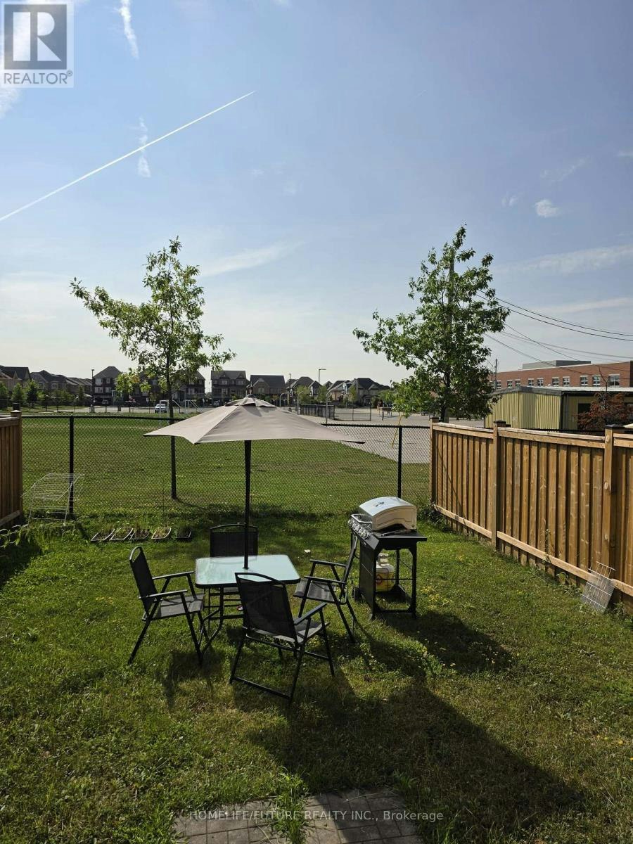 27 Saint Dennis Road, Brampton, ON, L6R 3W7 - 32