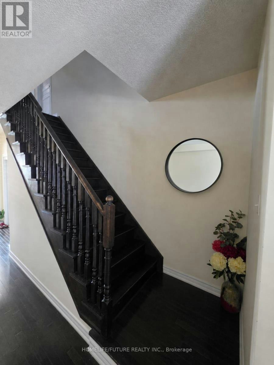 27 Saint Dennis Road, Brampton, ON, L6R 3W7 - 22