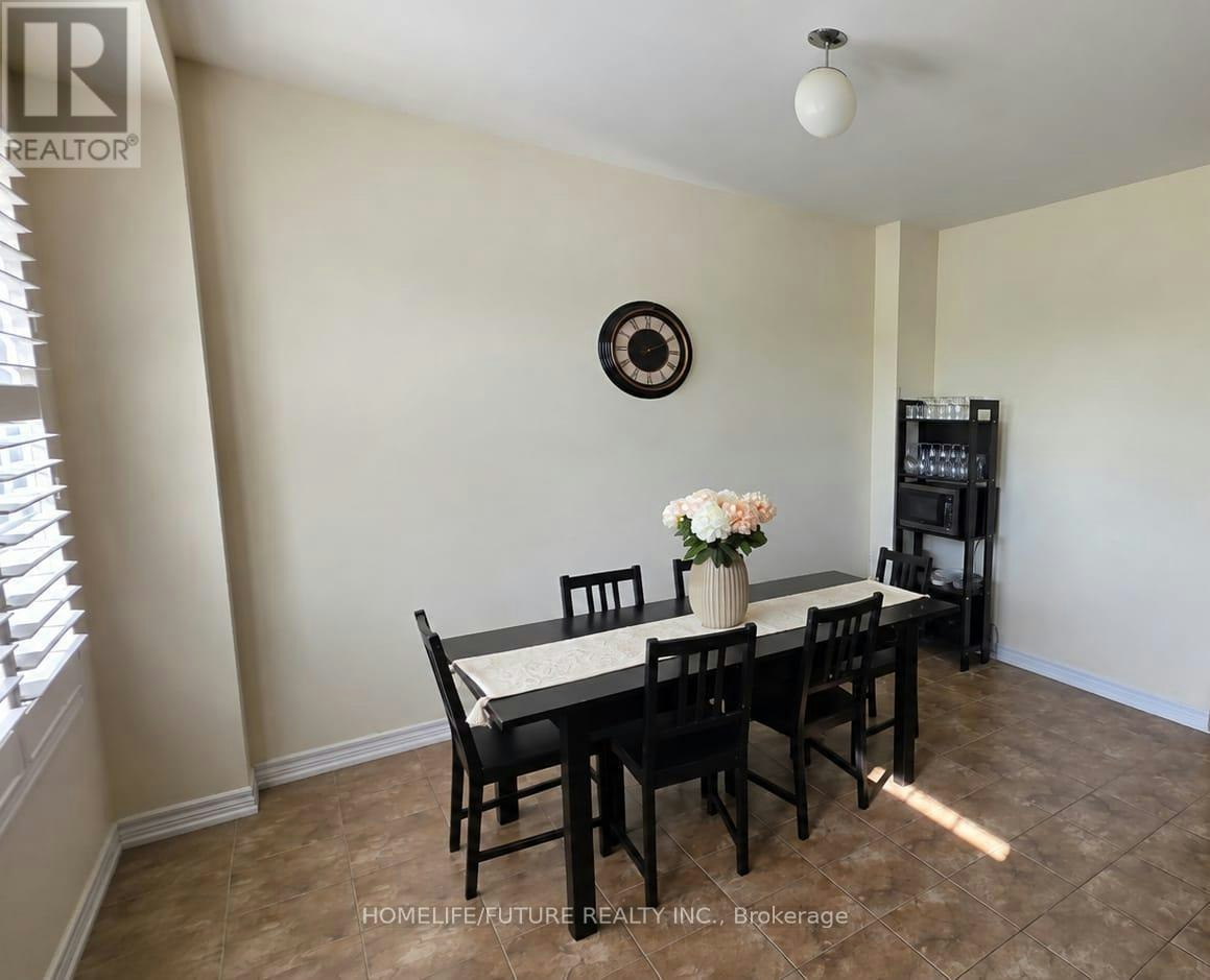 27 Saint Dennis Road, Brampton, ON, L6R 3W7 - 11