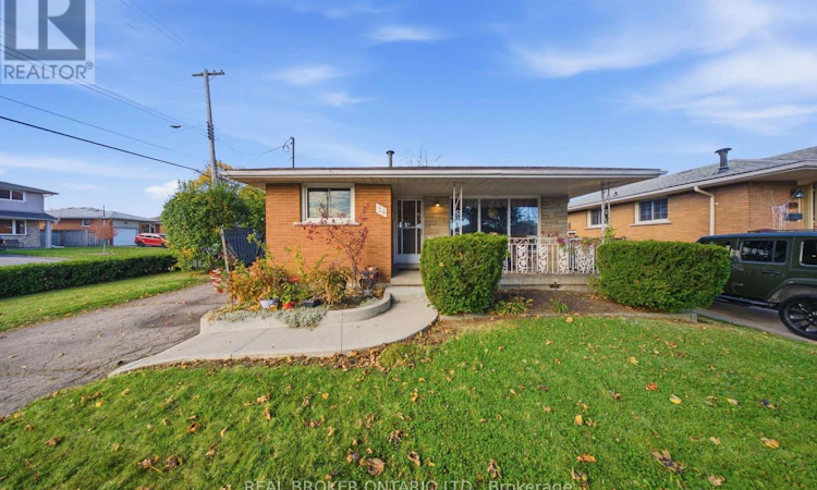 24 Rapallo Drive