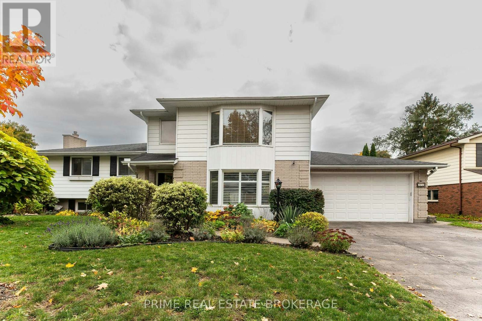 102 Glenburnie Crescent, London, ON, N5X 2A3