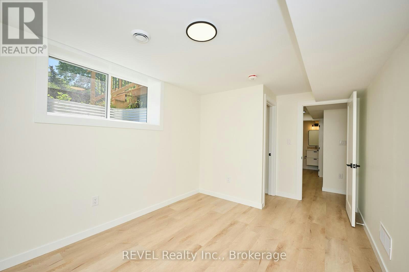 LOWER UNIT-4650 Belfast Avenue, Niagara Falls, ON, L2E 4G3 - 9