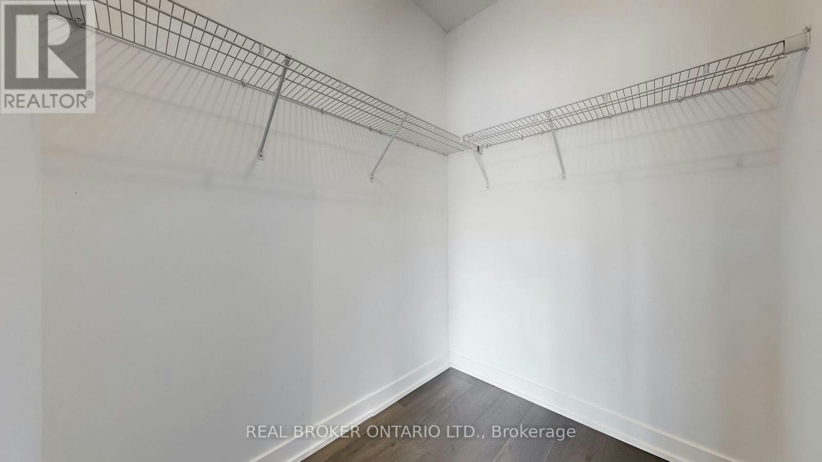 910-20 Bruyeres Mews, Toronto, ON, M5V 0G8 - 14