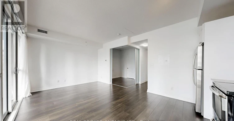 910-20 Bruyeres Mews, Toronto, ON, M5V 0G8 - 9