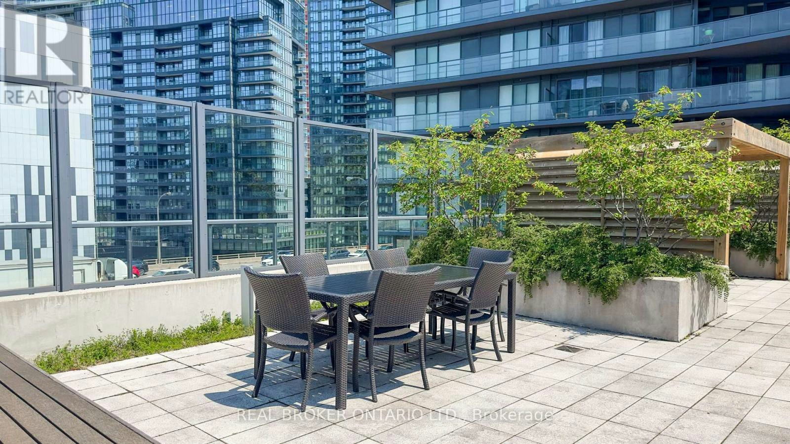 910-20 Bruyeres Mews, Toronto, ON, M5V 0G8 - 28