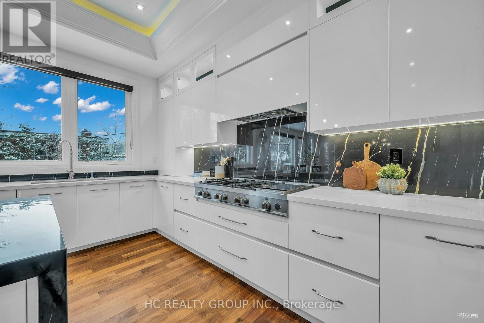 92 Glen Rush Boulevard, Toronto, ON, M5N 2V1 - 16