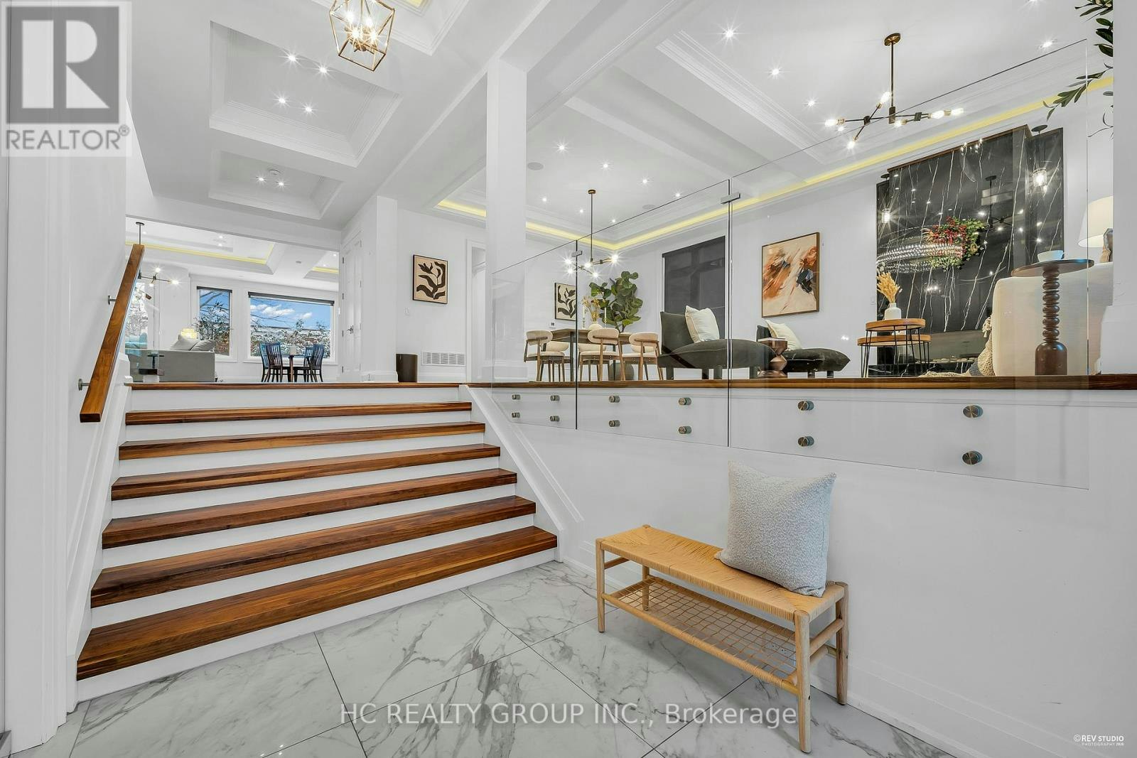 92 Glen Rush Boulevard, Toronto, ON, M5N 2V1 - 5