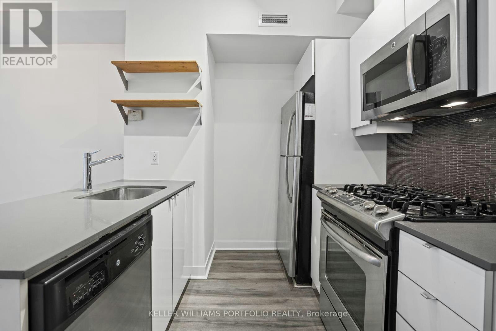 507-127 Queen Street E, Toronto, ON, M5C 1S3 - 4