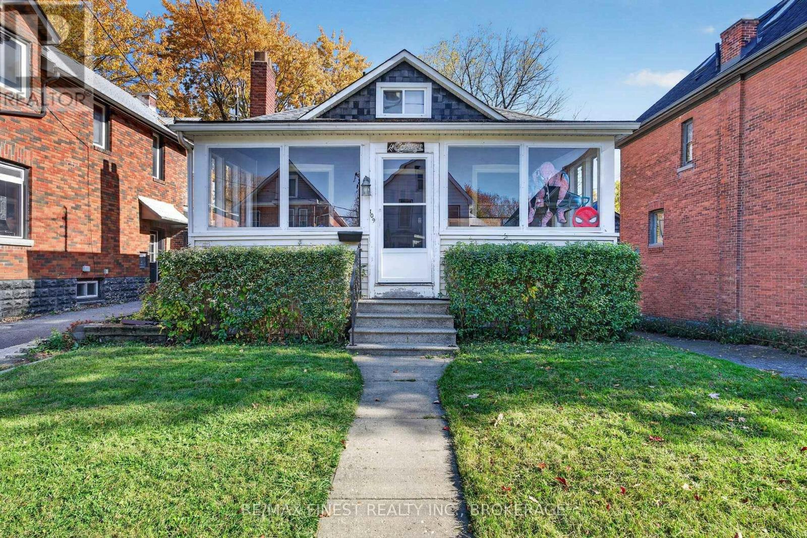 109 Nelson Street, Kingston, ON, K7L 3W9