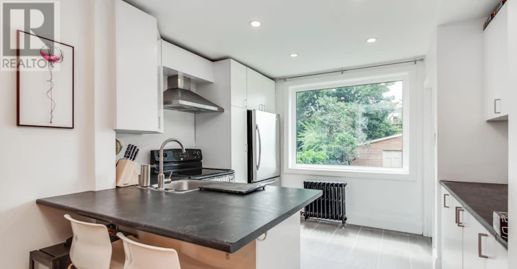 23 Kings Park Boulevard, Toronto, ON, M4J 2B7 - 9