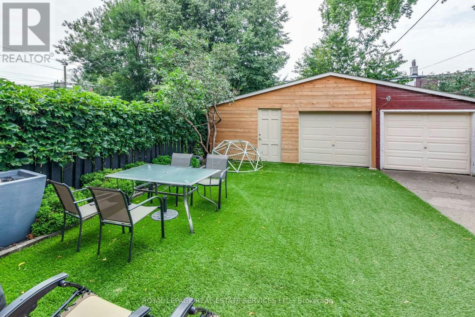 23 Kings Park Boulevard, Toronto, ON, M4J 2B7 - 27