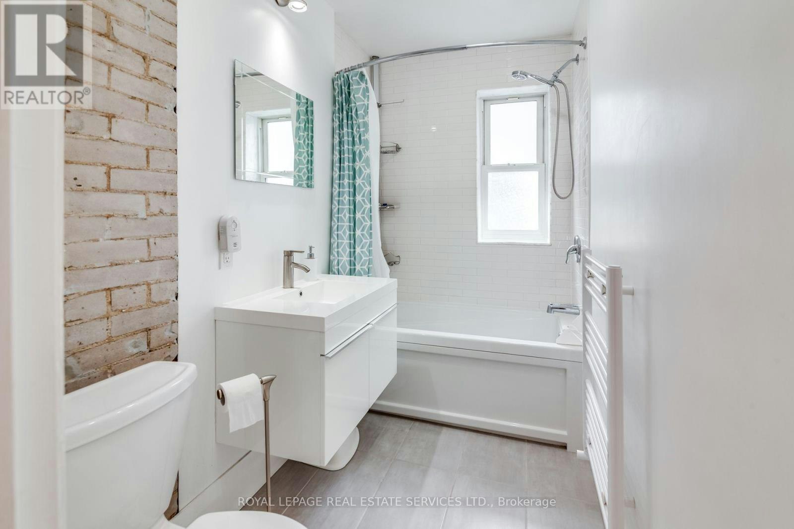 23 Kings Park Boulevard, Toronto, ON, M4J 2B7 - 20
