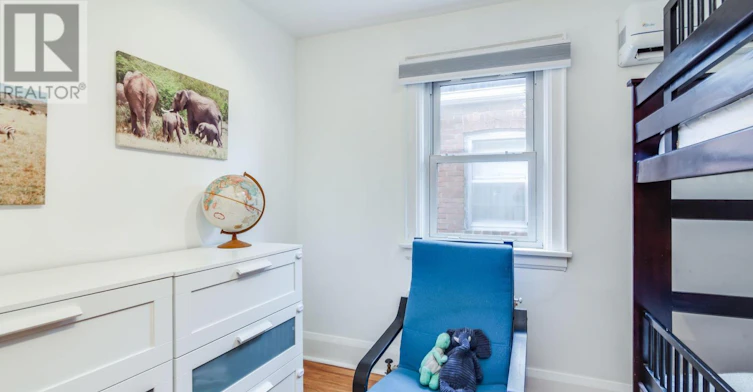 23 Kings Park Boulevard, Toronto, ON, M4J 2B7 - 22