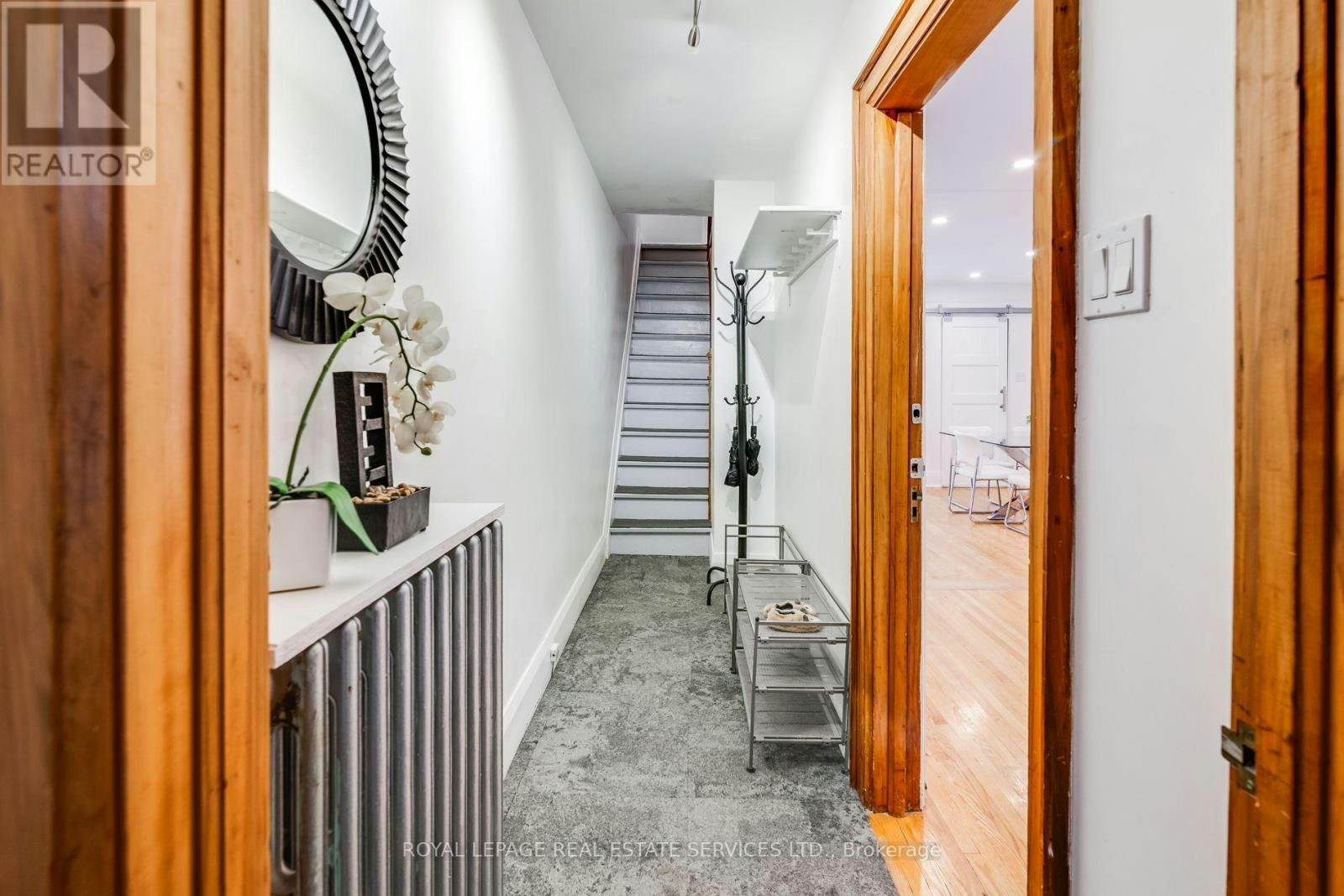 23 Kings Park Boulevard, Toronto, ON, M4J 2B7 - 24
