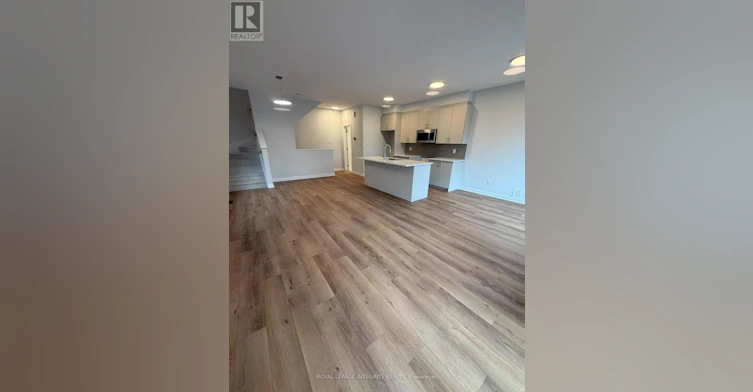 625 Moonglade Crescent, Ottawa, ON, K2J 6K2 - 4
