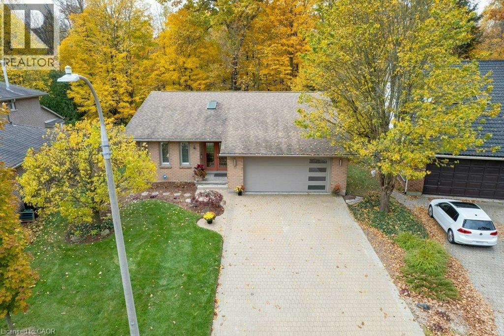 19 Kilbirnie Court, Kitchener, ON, N2R 1B7