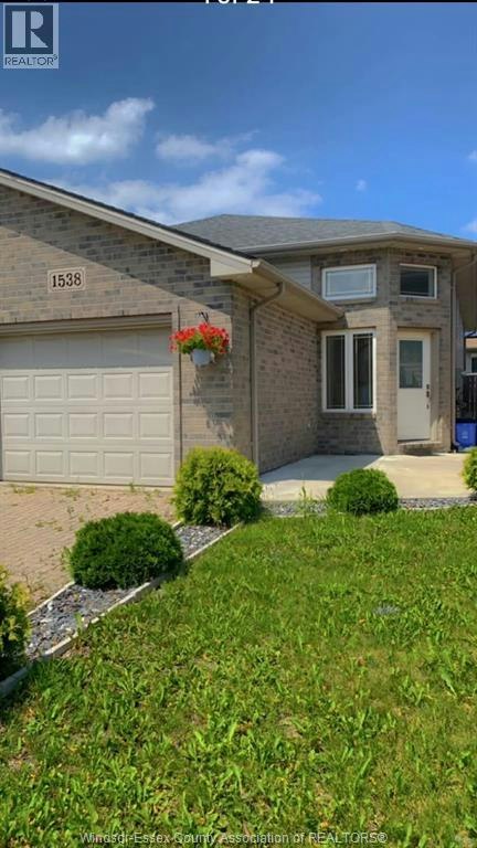 1538 Highnoon Drive, Windsor, ON, N9G 3B6