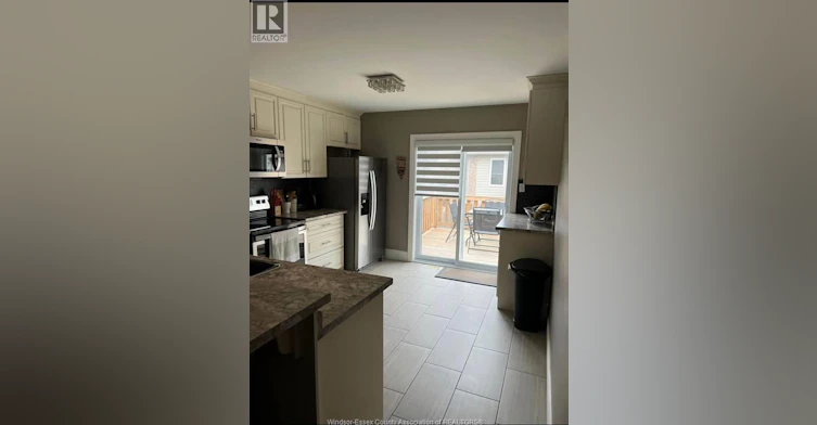 1538 Highnoon Drive, Windsor, ON, N9G 3B6 - 7