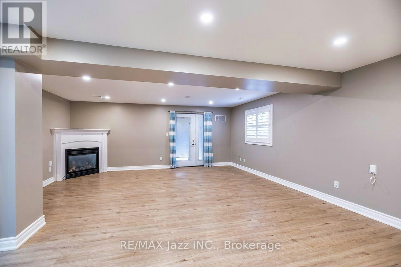 LOWER-14 Arnold Crescent, Whitby, ON, L1M 1J1 - 11