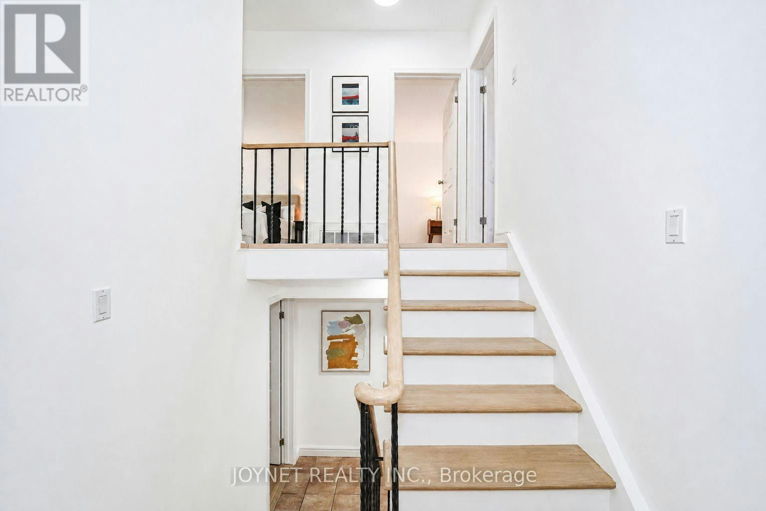 42 Brucedale Crescent, Toronto, ON, M2K 2C7 - 22