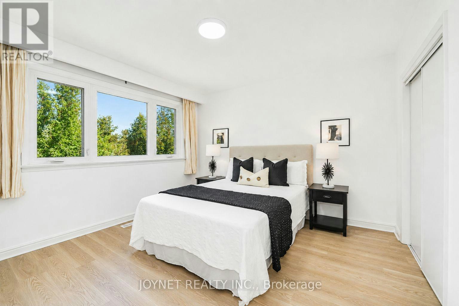 42 Brucedale Crescent, Toronto, ON, M2K 2C7 - 23