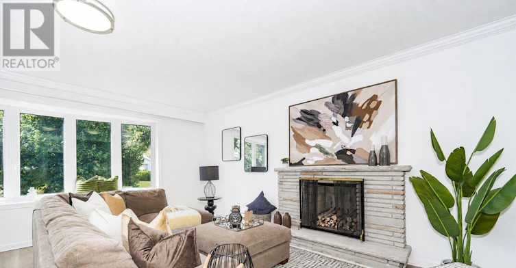 42 Brucedale Crescent, Toronto, ON, M2K 2C7 - 16