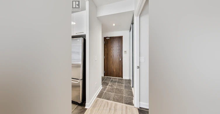 620-438 Richmond Street W, Toronto, ON, M5V 3S6 - 3