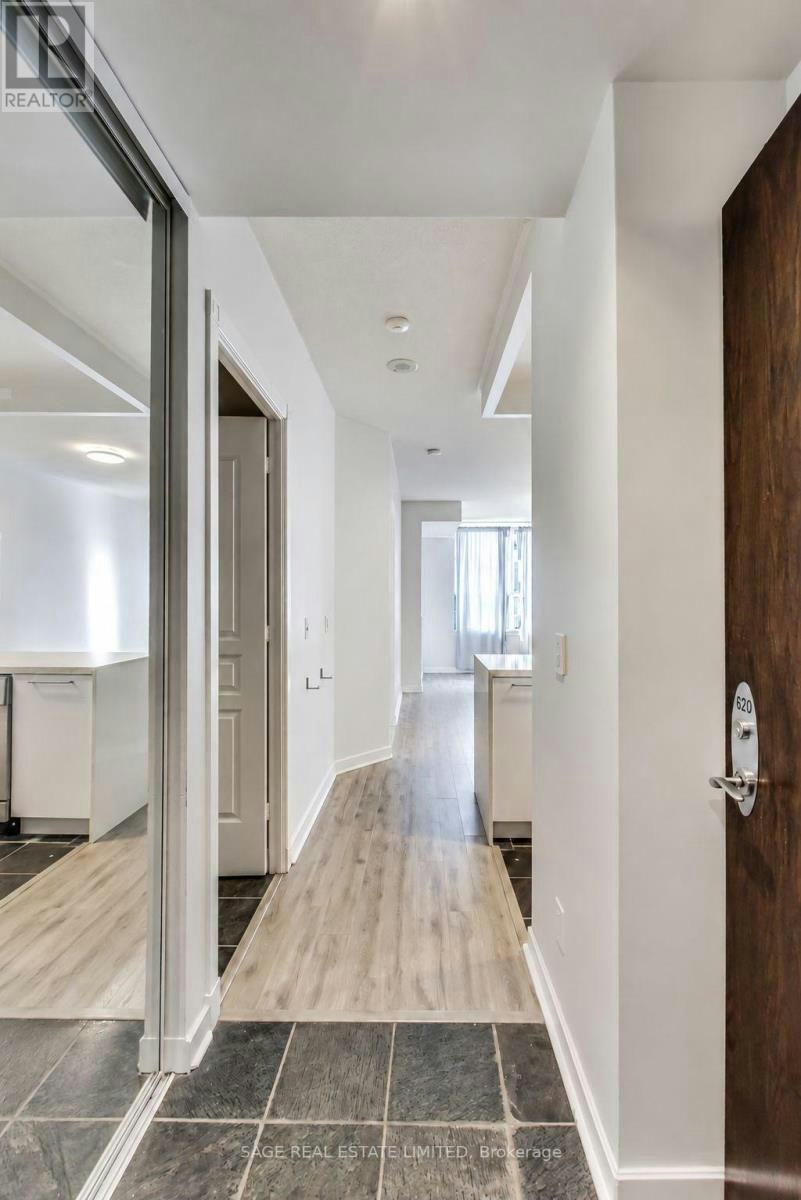 620-438 Richmond Street W, Toronto, ON, M5V 3S6 - 2