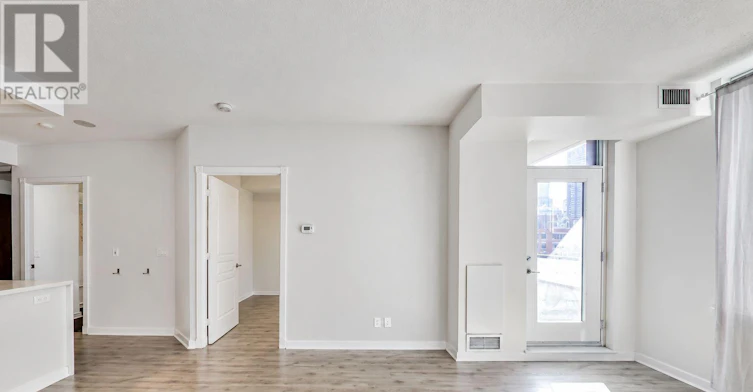 620-438 Richmond Street W, Toronto, ON, M5V 3S6 - 8