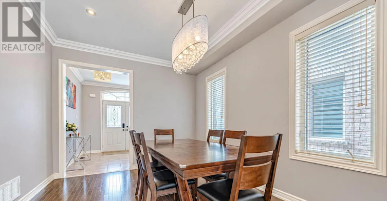 18 Ira Lane, Whitchurch-Stouffville, ON, L4A 1S3 - 3